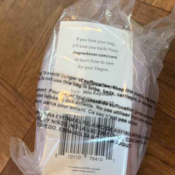 SOLD🧡Dagne Dover Mila keychain in tangerine dream orange - Picture 3 of 7